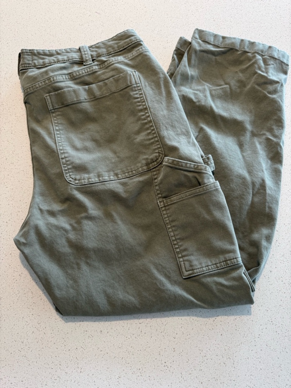 Abercrombie & Fitch Men's Cargo Pants in Olive